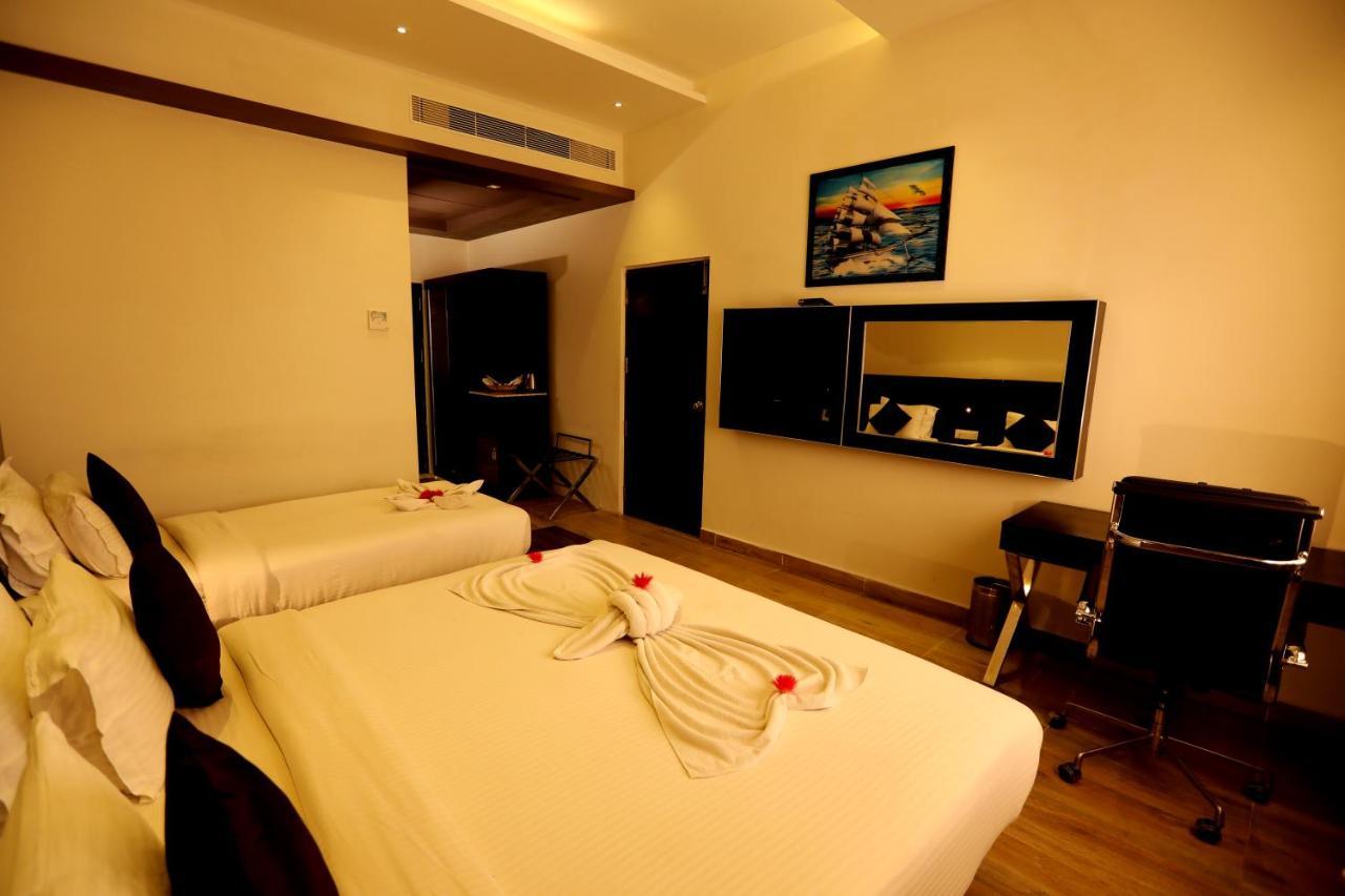 Hotel Queens Inn Velanganni Εξωτερικό φωτογραφία