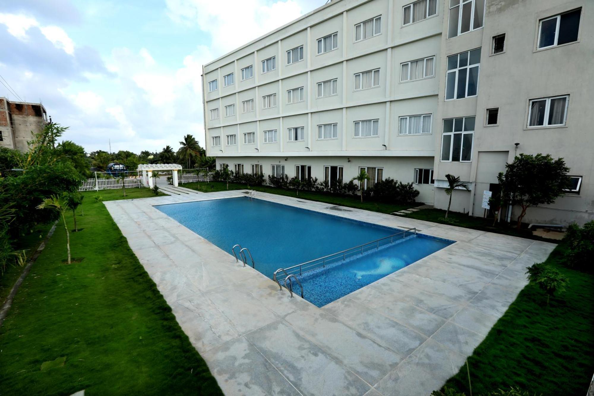 Hotel Queens Inn Velanganni Εξωτερικό φωτογραφία