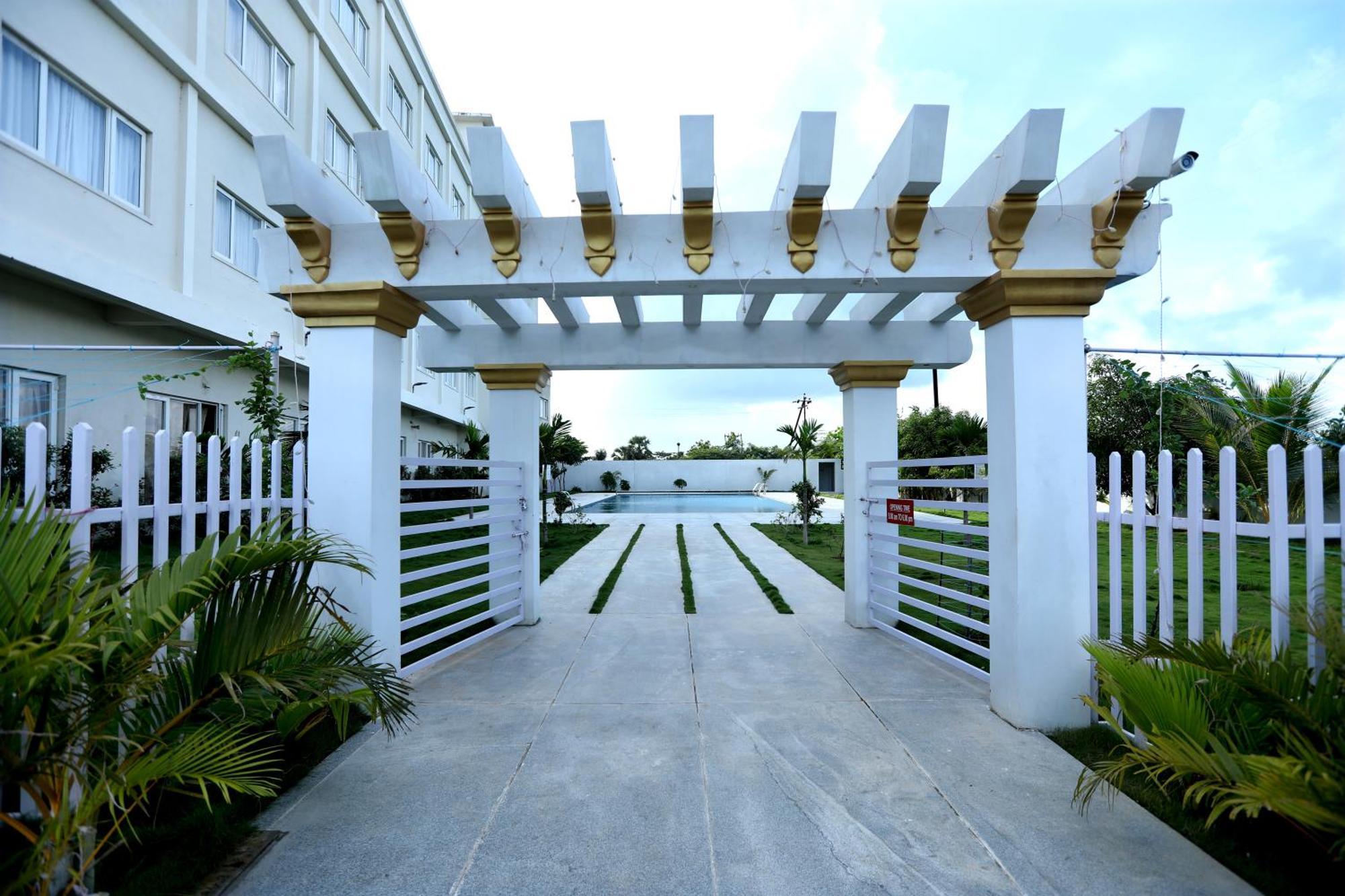 Hotel Queens Inn Velanganni Εξωτερικό φωτογραφία