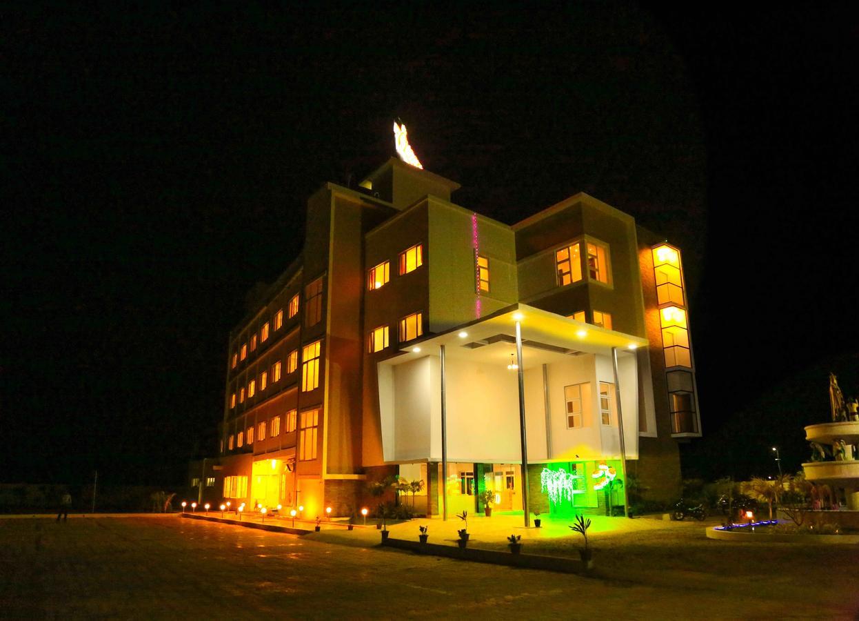 Hotel Queens Inn Velanganni Εξωτερικό φωτογραφία