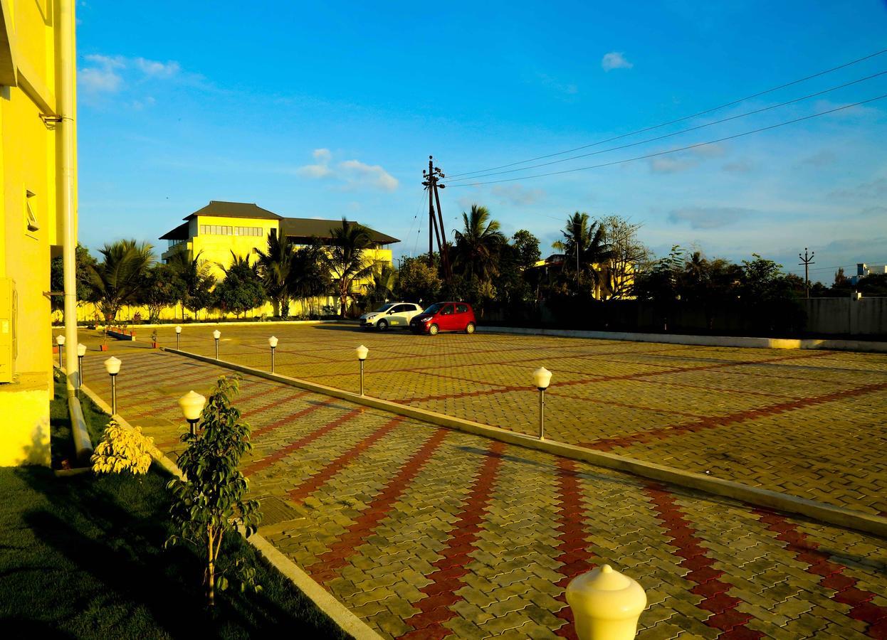 Hotel Queens Inn Velanganni Εξωτερικό φωτογραφία